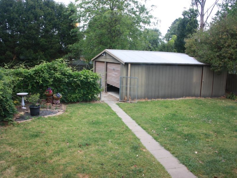 17 Thompson Street, Bowral NSW 2576