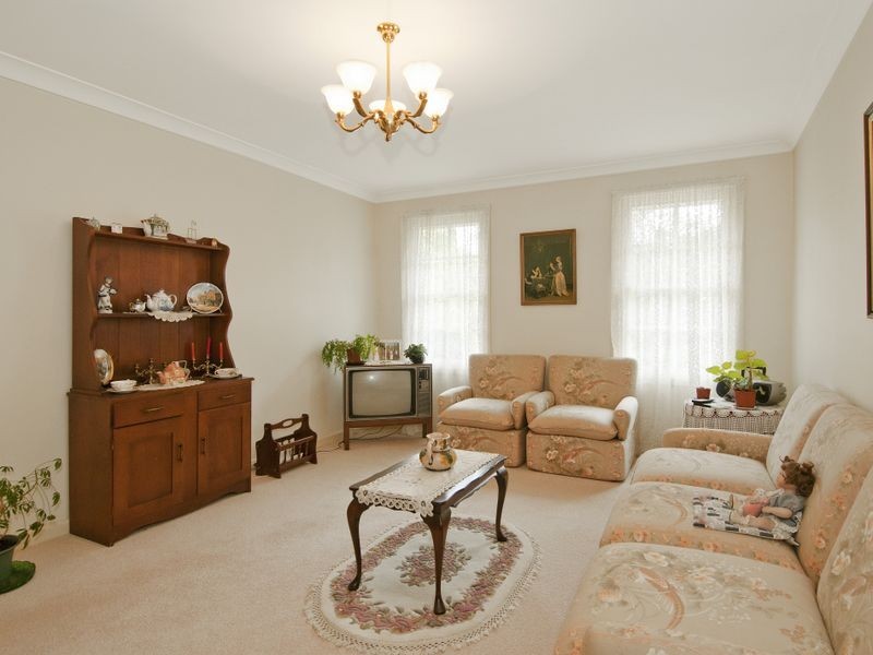 5 Moynoe Close, Burradoo NSW 2576