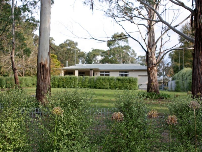 65 Sunninghill Avenue, Burradoo NSW 2576