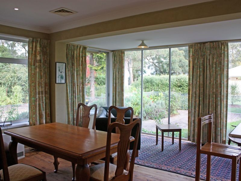 65 Sunninghill Avenue, Burradoo NSW 2576