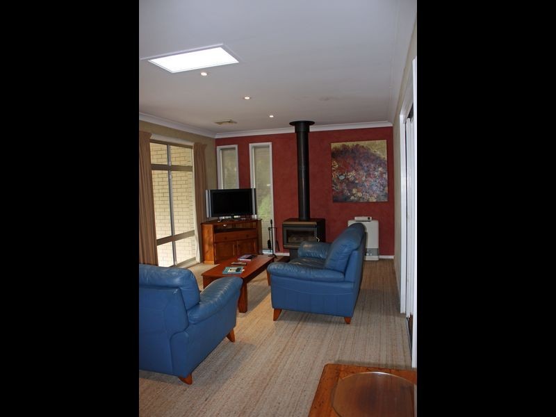 65 Sunninghill Avenue, Burradoo NSW 2576