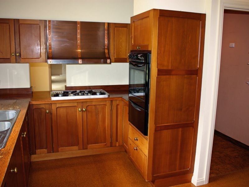 1 Greyleaves Road, Burradoo NSW 2576