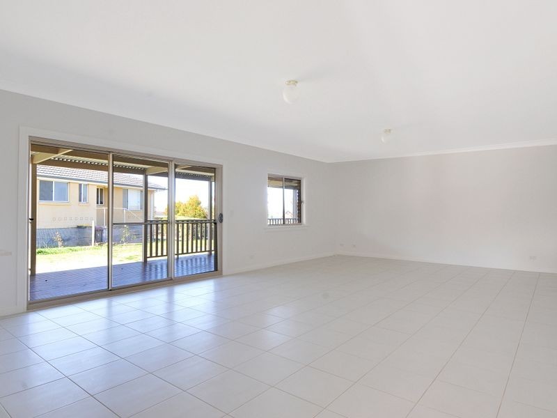 13 Lavis Road, Bong Bong NSW 2576