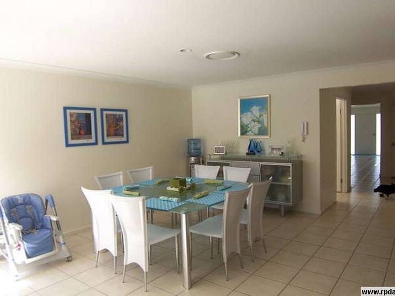 17 Chance Court, Springfield Lakes QLD 4300