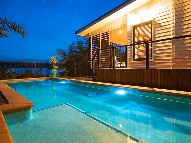 3 Whitewood Cres, Brookwater QLD 4300