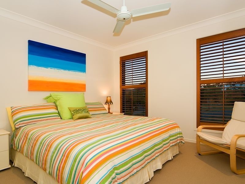 3 Whitewood Cres, Brookwater QLD 4300