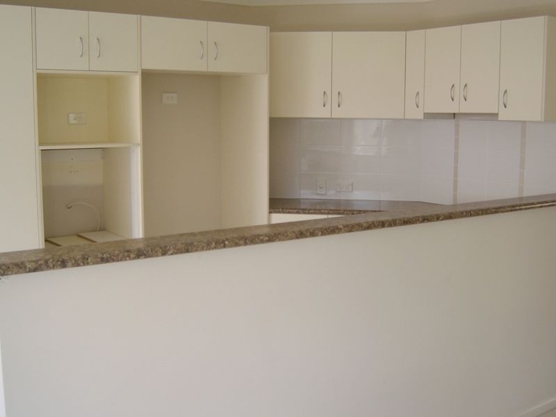21 Dornoch Crescent, Raceview QLD 4305