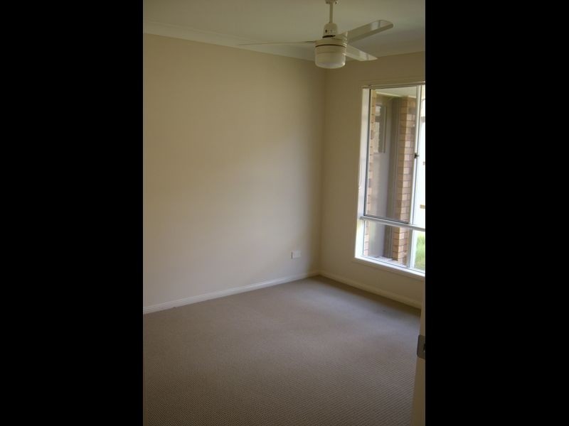 21 Dornoch Crescent, Raceview QLD 4305
