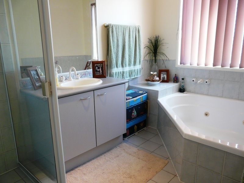 14 Newstead Court, Redbank Plains QLD 4301