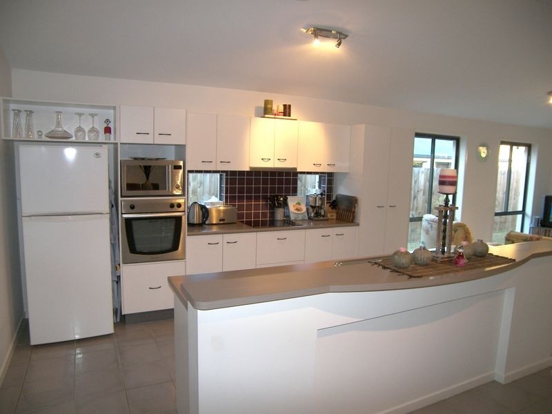 16 Orchard Crescent, Springfield Lakes QLD 4300