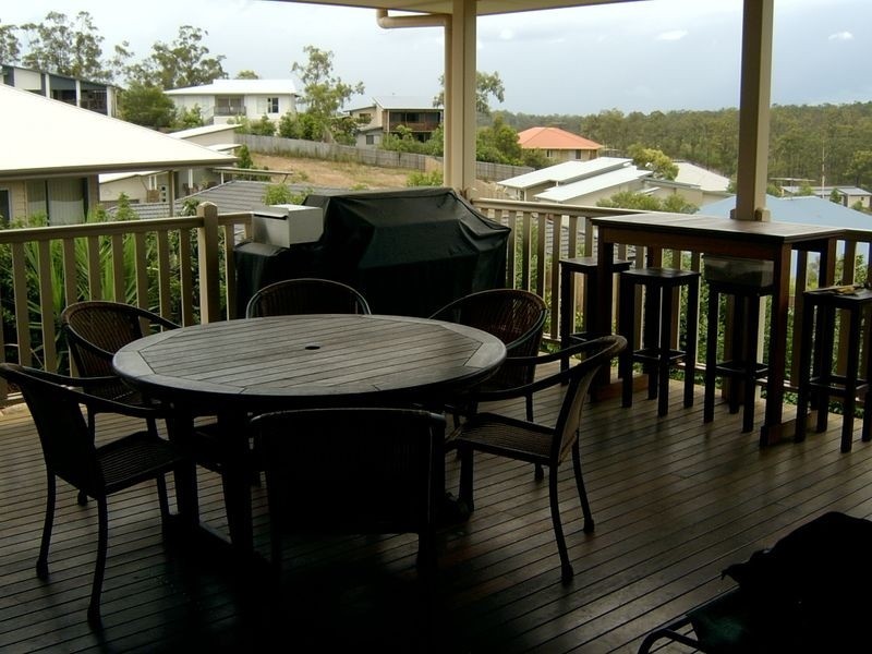 12 Rufous Crescent, Brookwater QLD 4300