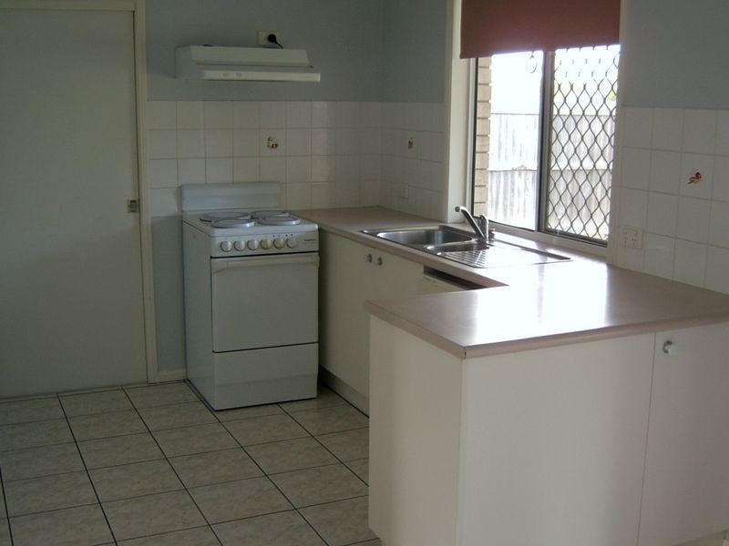 27 Streamview Crescent, Springfield QLD 4300