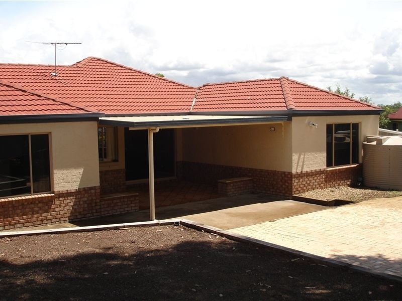 6 Danube Crecent, Springfield QLD 4300