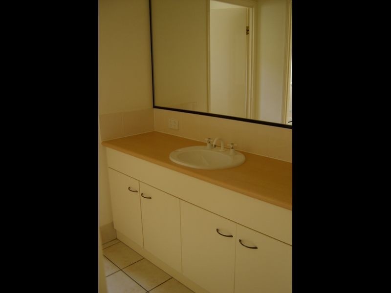 7 Waterview Court, Springfield Lakes QLD 4300