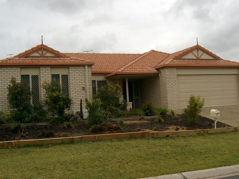 15 Liberty Crescent, Springfield Lakes QLD 4300