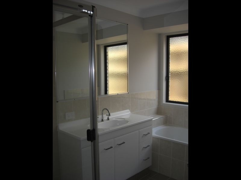 19 Cottonwood Crescent, Springfield Lakes QLD 4300