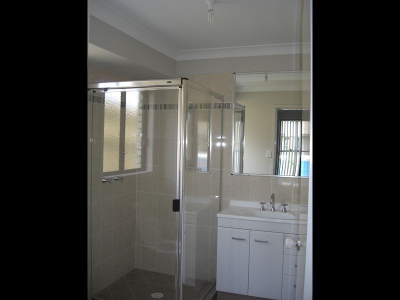 19 Cottonwood Crescent, Springfield Lakes QLD 4300