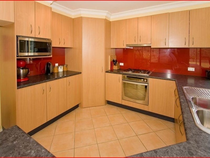 4 Coogara Ct, Brookwater QLD 4300