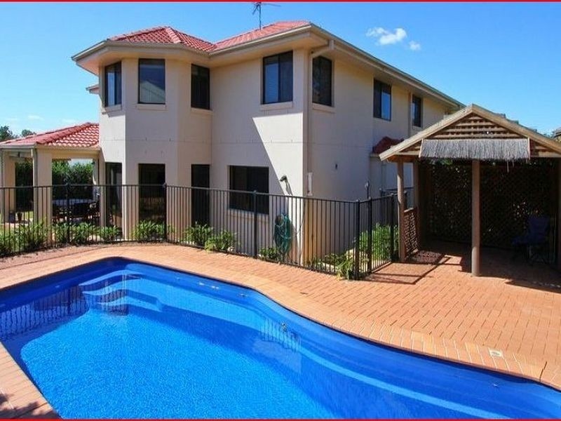 5 Mountain Ash Place, Brookwater QLD 4300