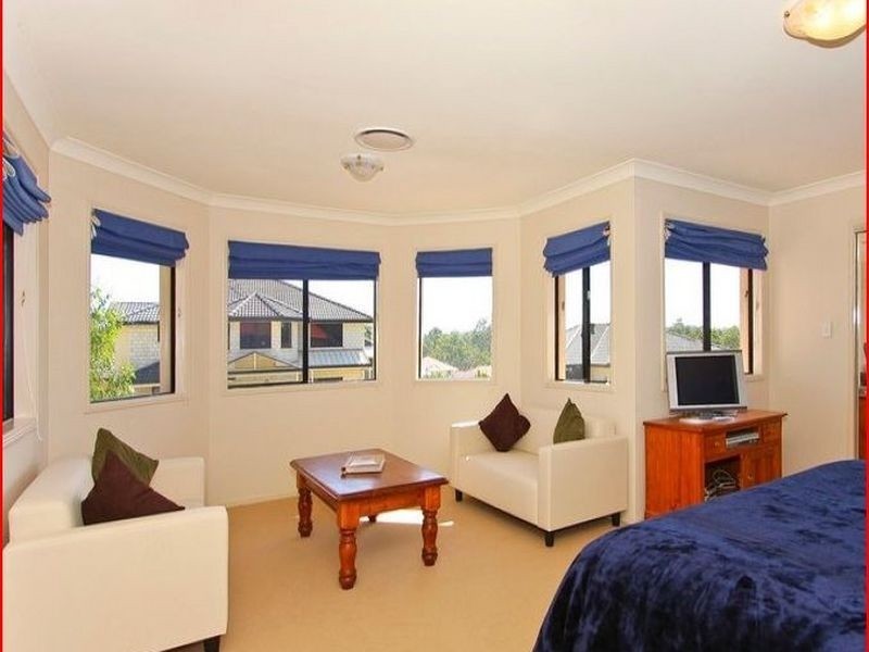 5 Mountain Ash Place, Brookwater QLD 4300