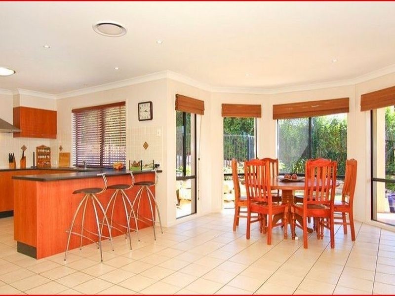 5 Mountain Ash Place, Brookwater QLD 4300