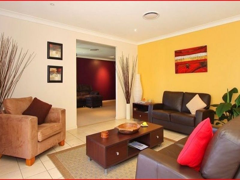 5 Mountain Ash Place, Brookwater QLD 4300