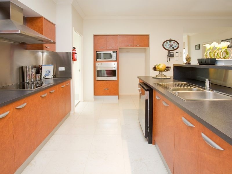 14 Ash Avenue, Springfield Lakes QLD 4300