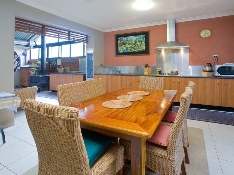 14 Ash Avenue, Springfield Lakes QLD 4300