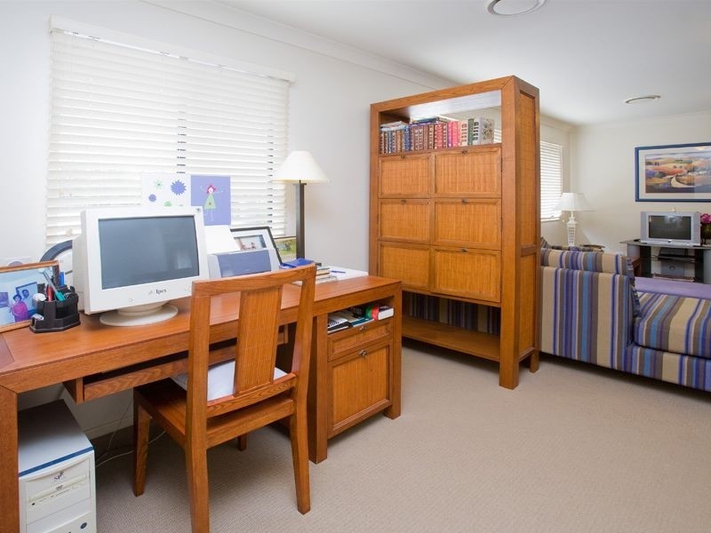 14 Ash Avenue, Springfield Lakes QLD 4300