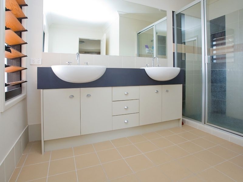 14 Ash Avenue, Springfield Lakes QLD 4300