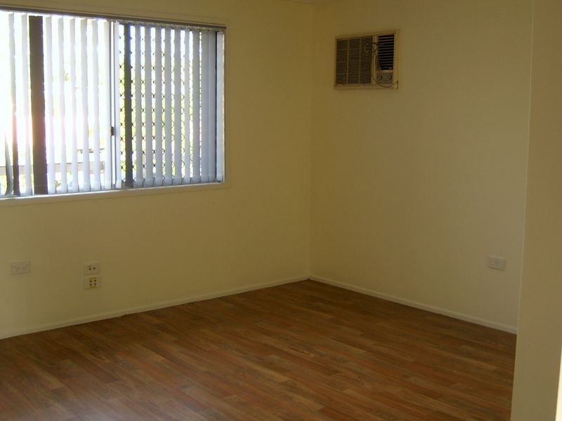 9 Lowana Street, Camira QLD 4300