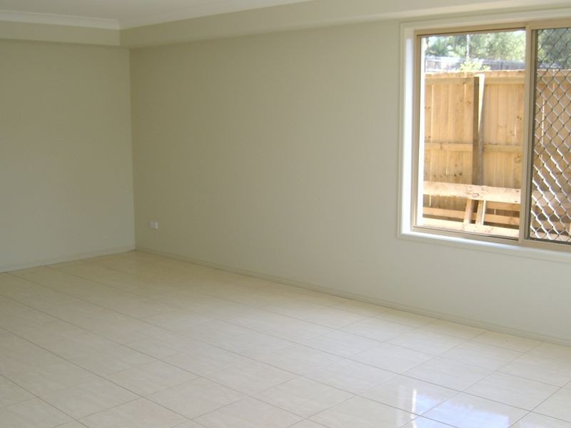 16 Forest Ridge Court, Springfield Lakes QLD 4300