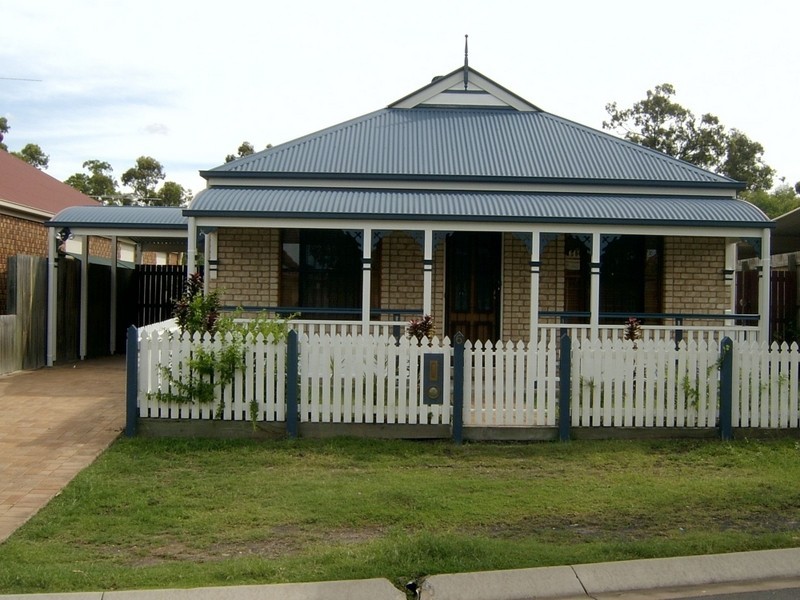 6 Ellen Circuit, Springfield Lakes QLD 4300