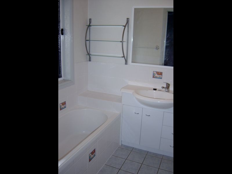 6 Ellen Circuit, Springfield Lakes QLD 4300