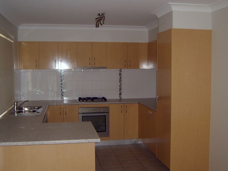 17 Grampian Street, Springfield Lakes QLD 4300