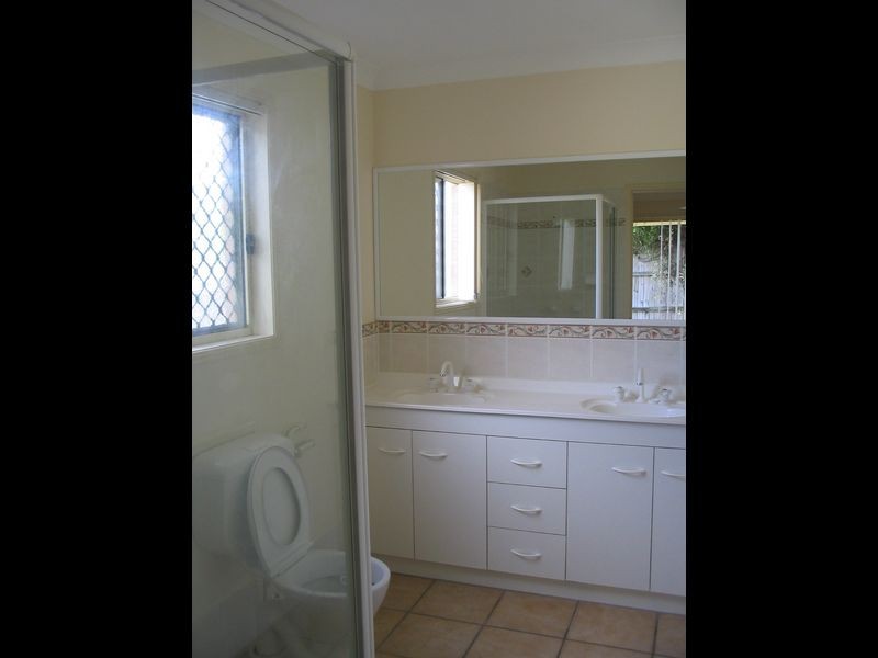 52 Montello Circuit, Springfield Lakes QLD 4300