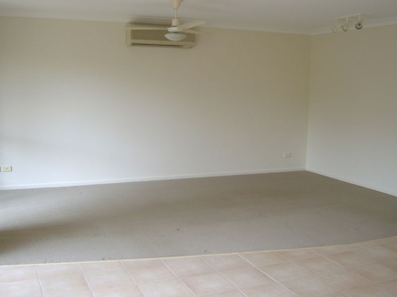 52 Acorn Circuit, Forest Lake QLD 4078