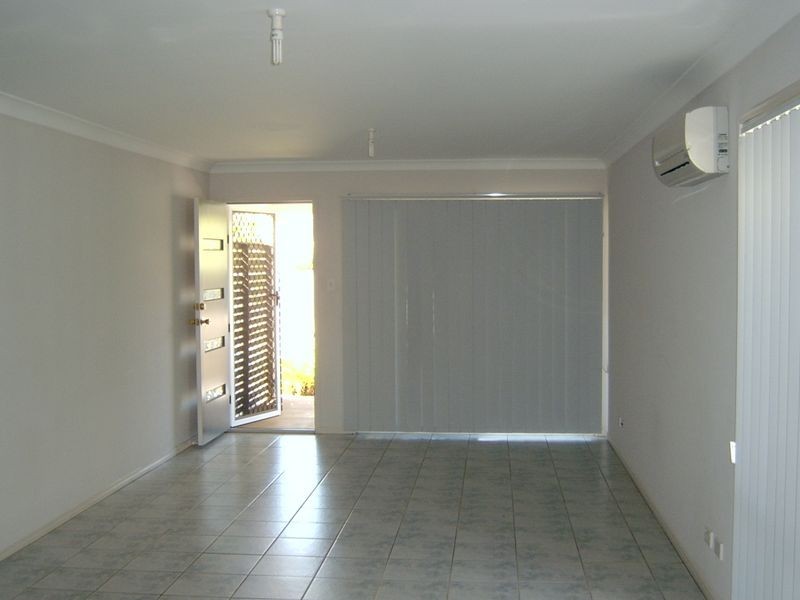 45 Creekside Drive, Springfield Lakes QLD 4300