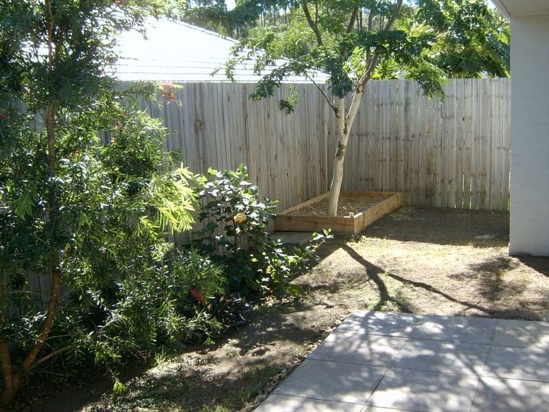 45 Creekside Drive, Springfield Lakes QLD 4300