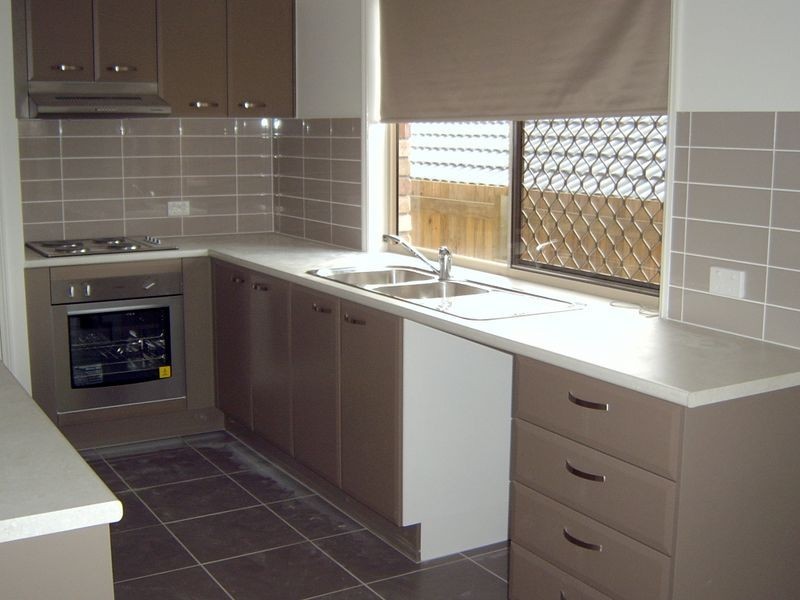 10 Wimbledon Street, Springfield Lakes QLD 4300