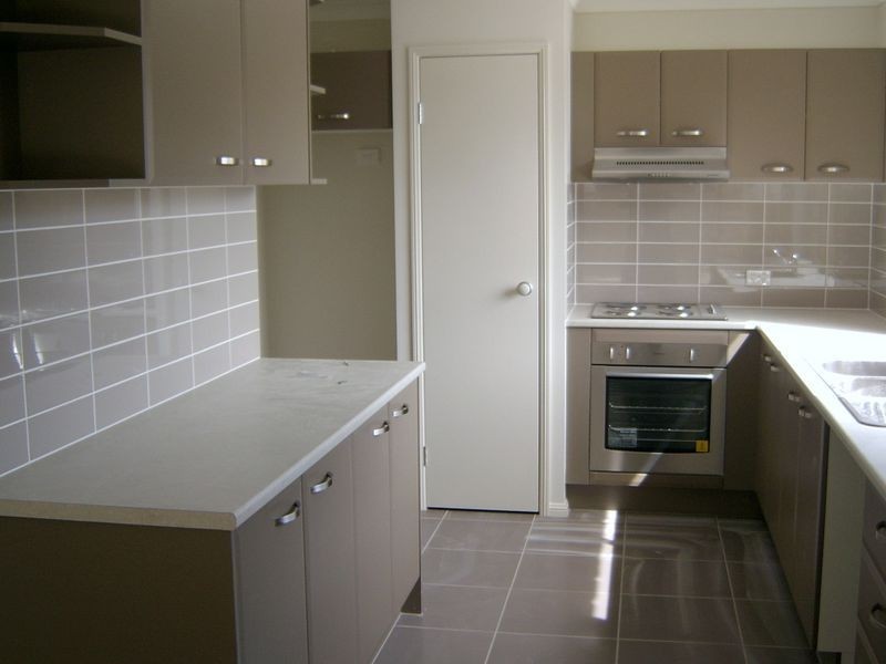 10 Wimbledon Street, Springfield Lakes QLD 4300