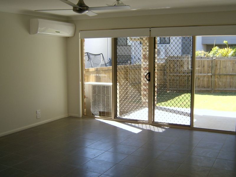 10 Wimbledon Street, Springfield Lakes QLD 4300