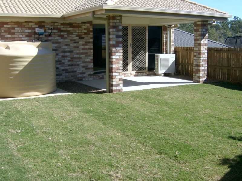 10 Wimbledon Street, Springfield Lakes QLD 4300