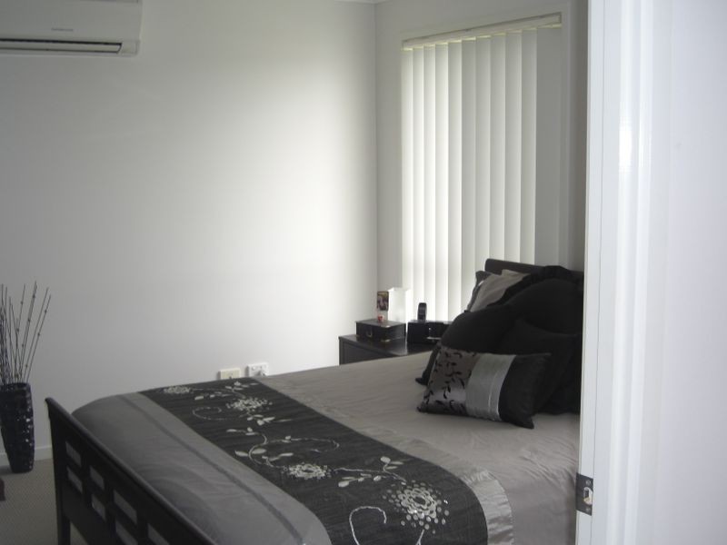 34 Shearwater Terrace, Springfield Lakes QLD 4300