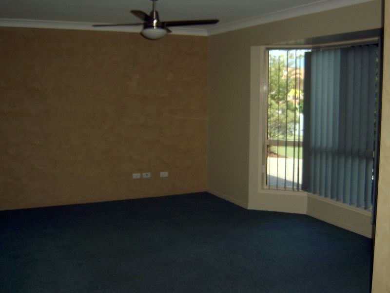 8 Highpeak Street, Springfield QLD 4300