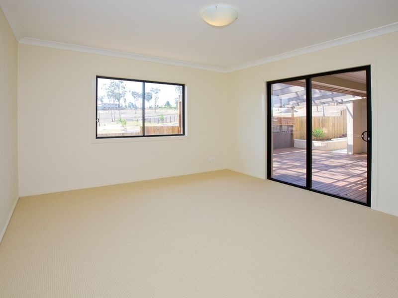 22 The Reach, Springfield Lakes QLD 4300