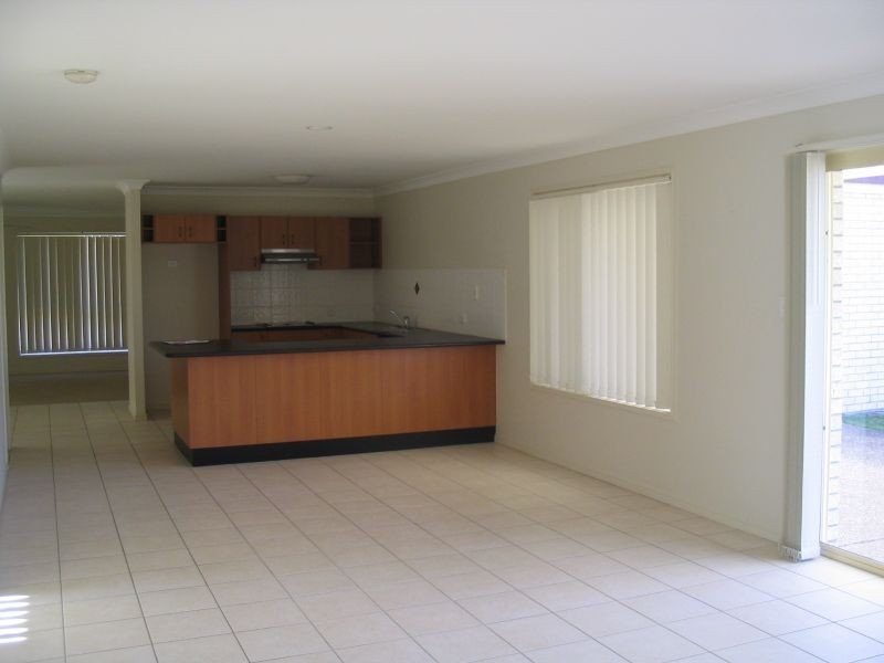 15 Alfred Place, Springfield Lakes QLD 4300