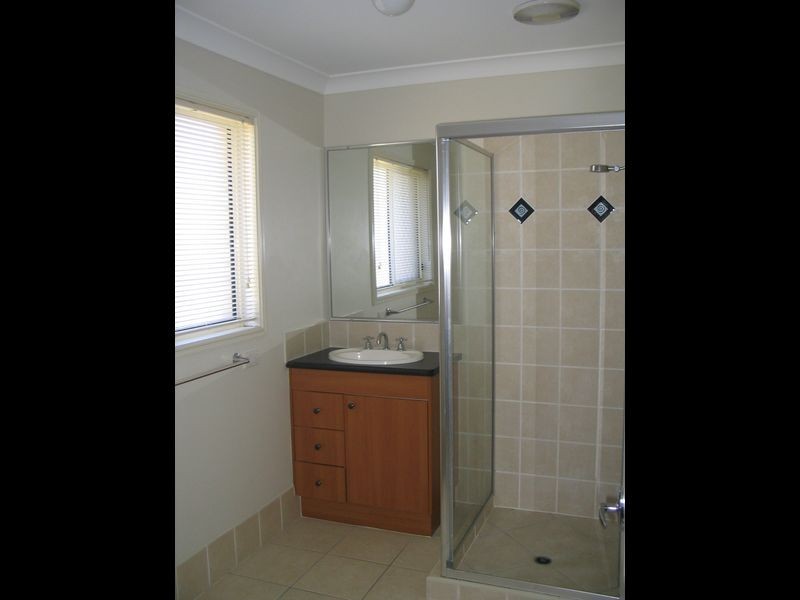 15 Alfred Place, Springfield Lakes QLD 4300