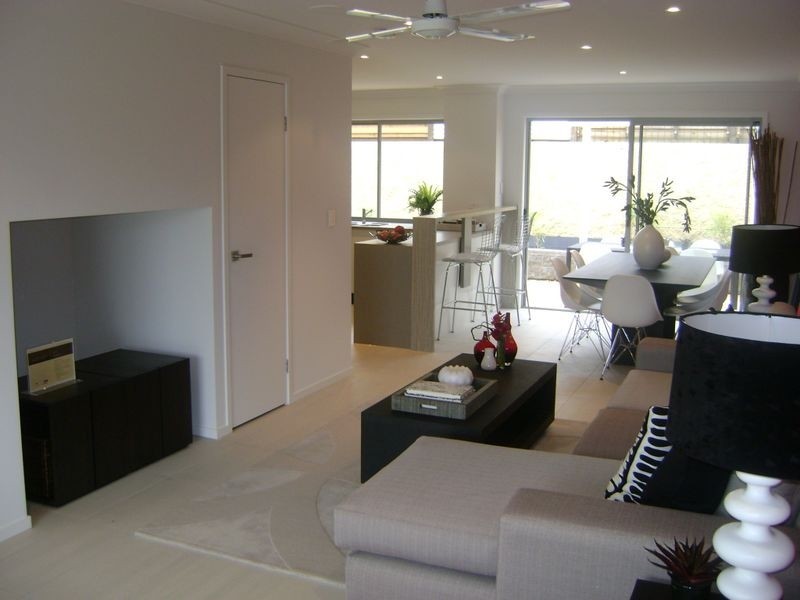 14 Ellerston Ave, Brookwater QLD 4300