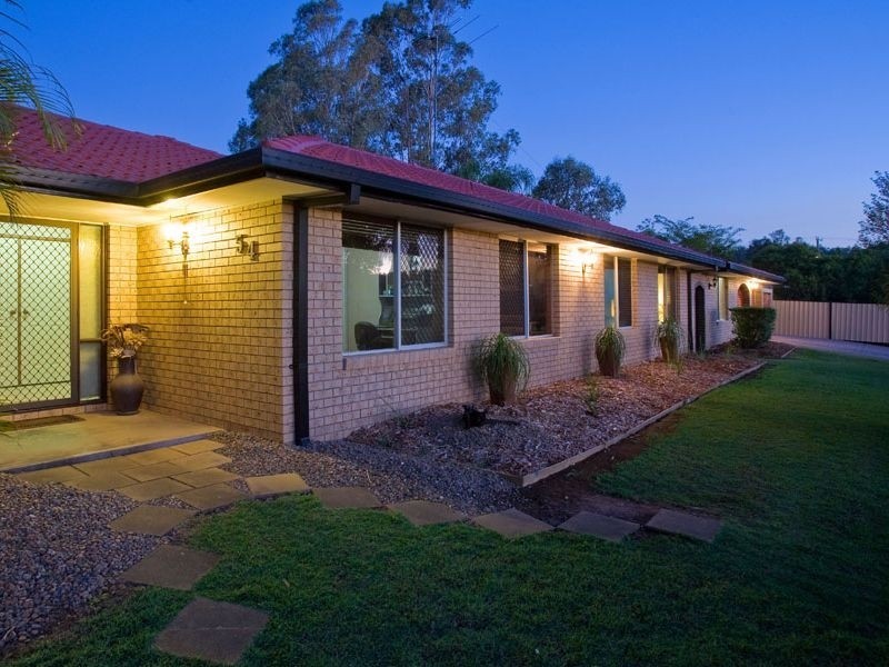54 Kanangra Street, Redbank Plains QLD 4301